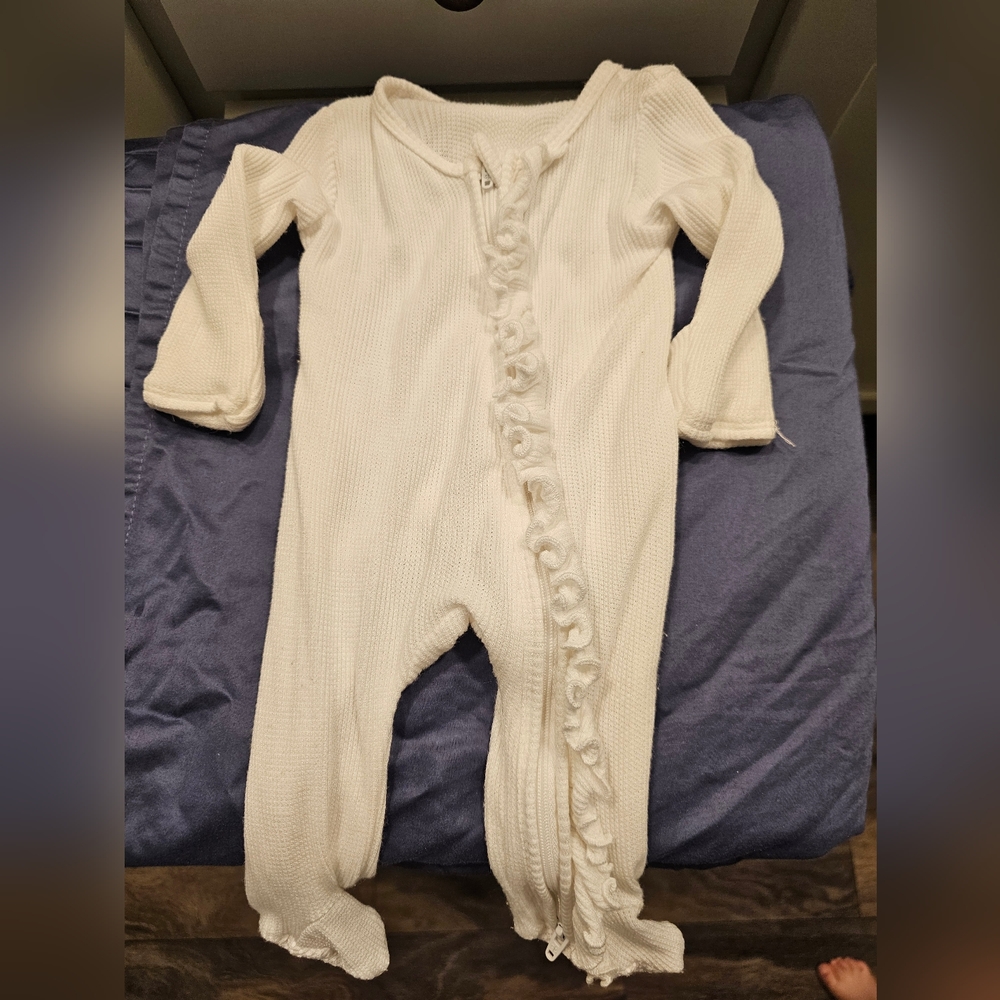 Caden Lane Cream Ruffle Kids Footie